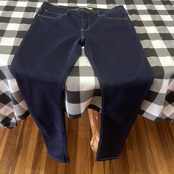 EXC! Levi's 720 High Rise Super Skinny Jeans Women's 31 x 29 Dark Indigo Soft - Picture 7 of 10